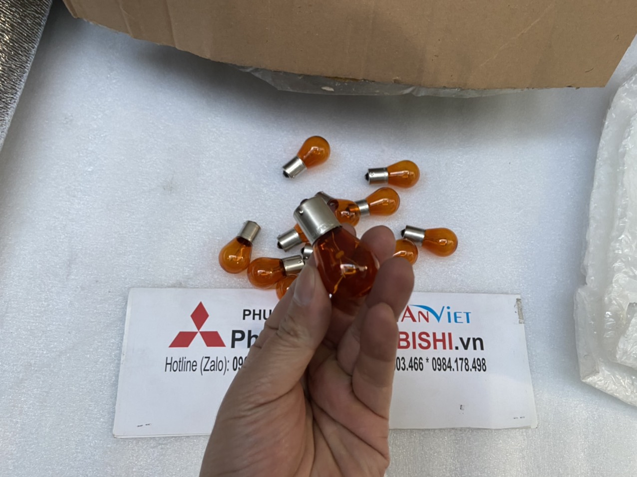 Bóng đèn xi nhan xe Honda